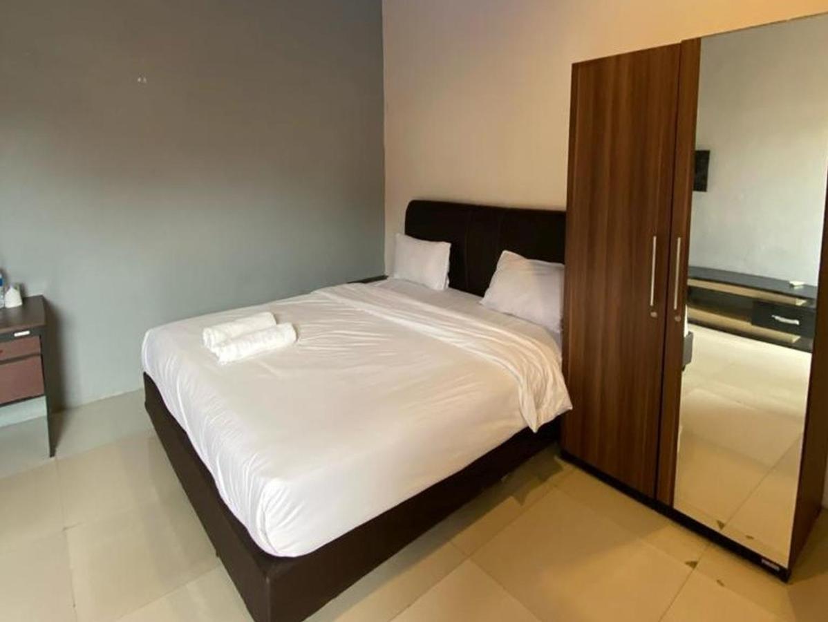 Djaboerigin Mongonsidi Guest House RedPartner Medan Esterno foto
